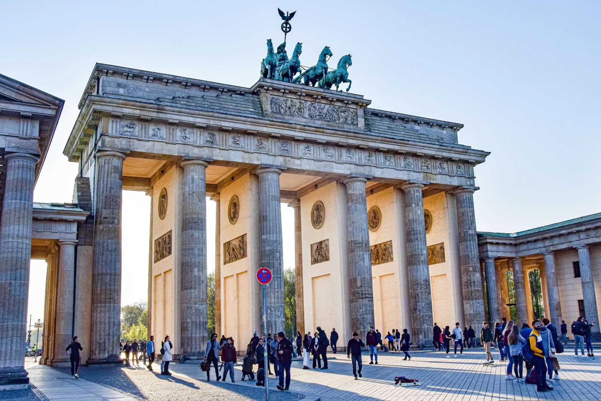 Hotel Berlin, Berlin, A Member Of Radisson Individuals Buitenkant foto Brandenburger Gate